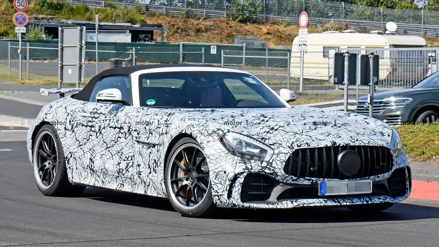 First Photos of the Mercedes-AMG GT R Roadster Reveal [UPDATE]