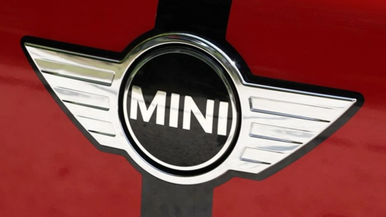 MINI is considering a sedan and a sports car - Report