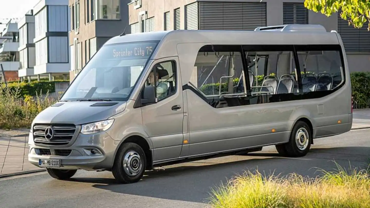 Mercedes unveils new minibuses based on Sprinter technology