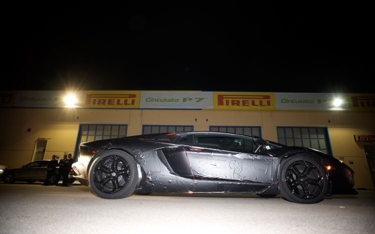 [UPDATE - New photos] Lamborghini Aventador LP700-4 image leak No. 2, 3, and 4