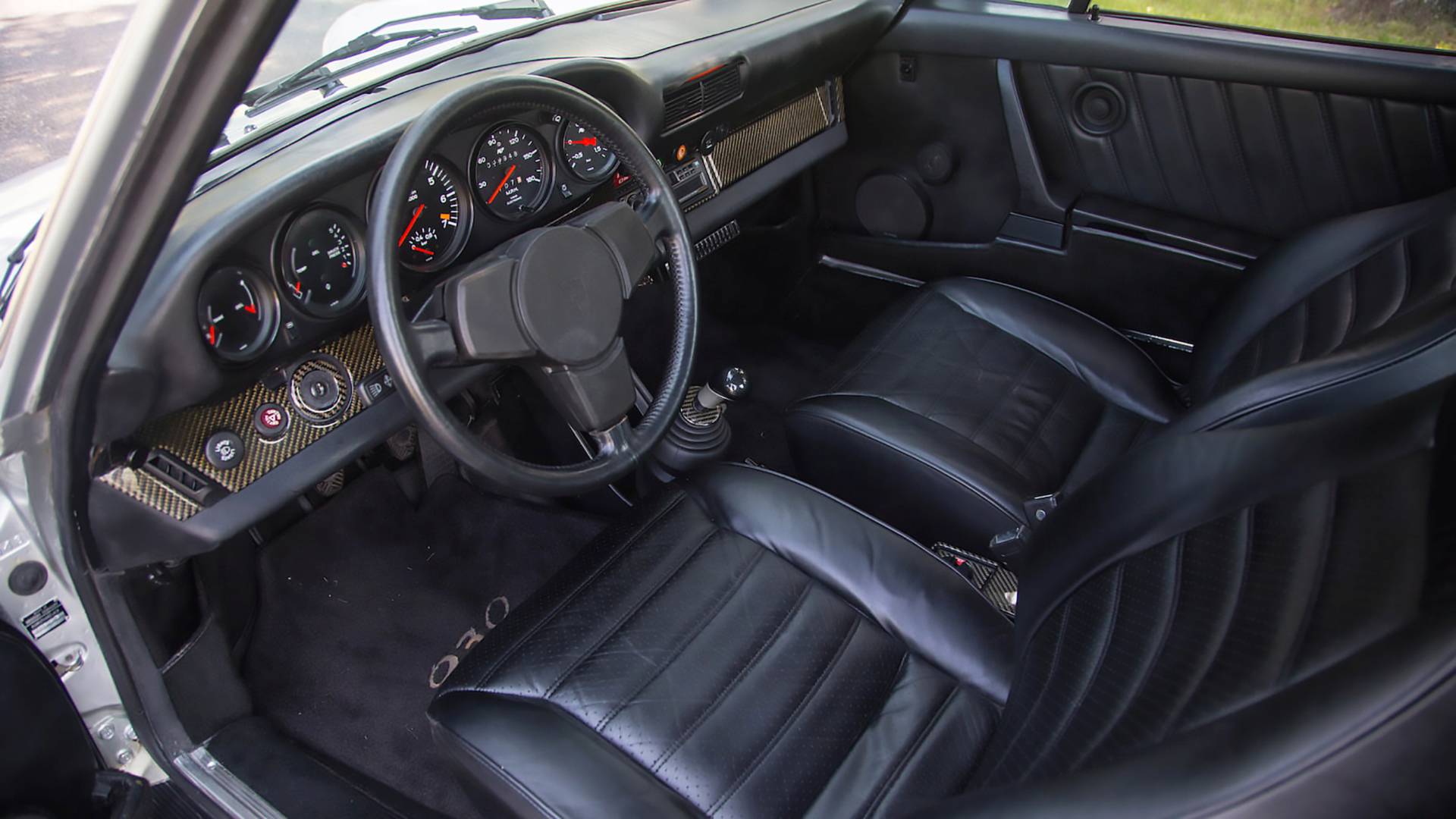 Walter Payton's 1979 Porsche 930 Turbo Is Pure Sweetness