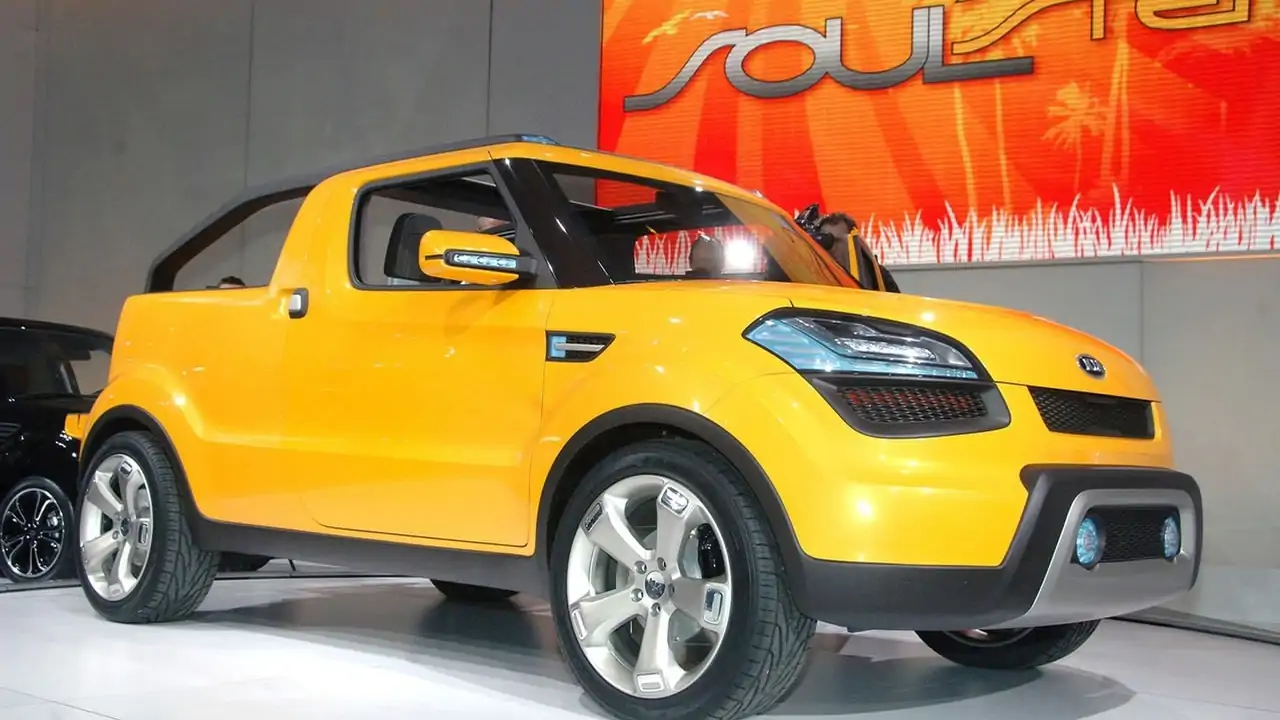 Detroit Officially Unveils the Kia Soulster Concept