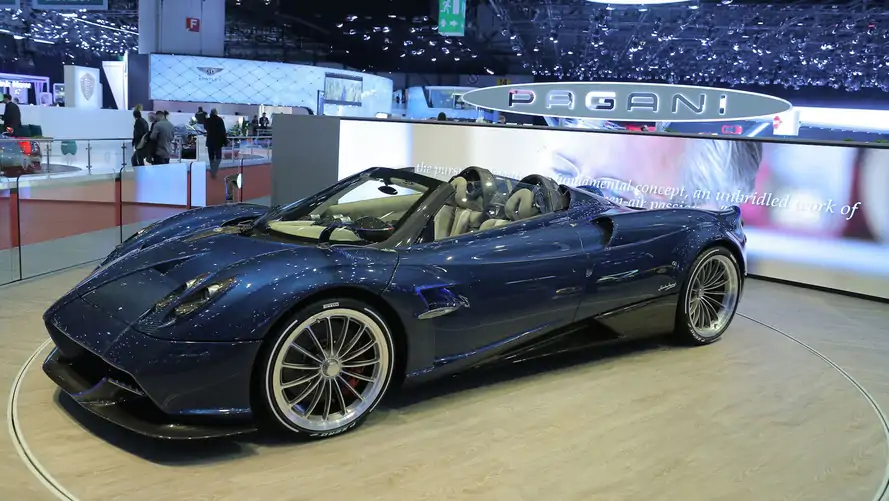 2018-pagani-huayra-roadster