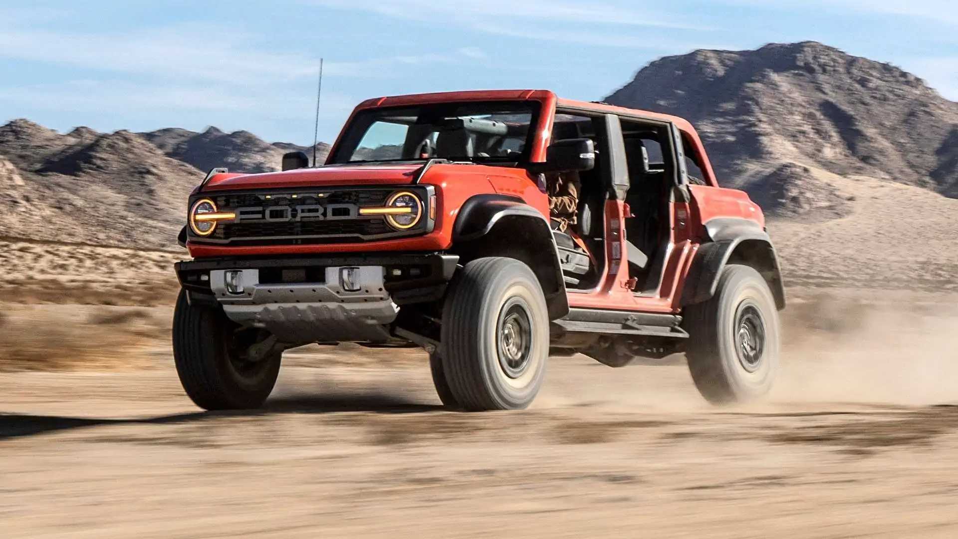 Ford Bronco Raptor Drag Races Jeep Wrangler 392 for SUV Supremacy