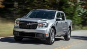 Ford Maverick Hybrid with 850 Pounds Carrying Climbs A Steap Grade Like A Boss