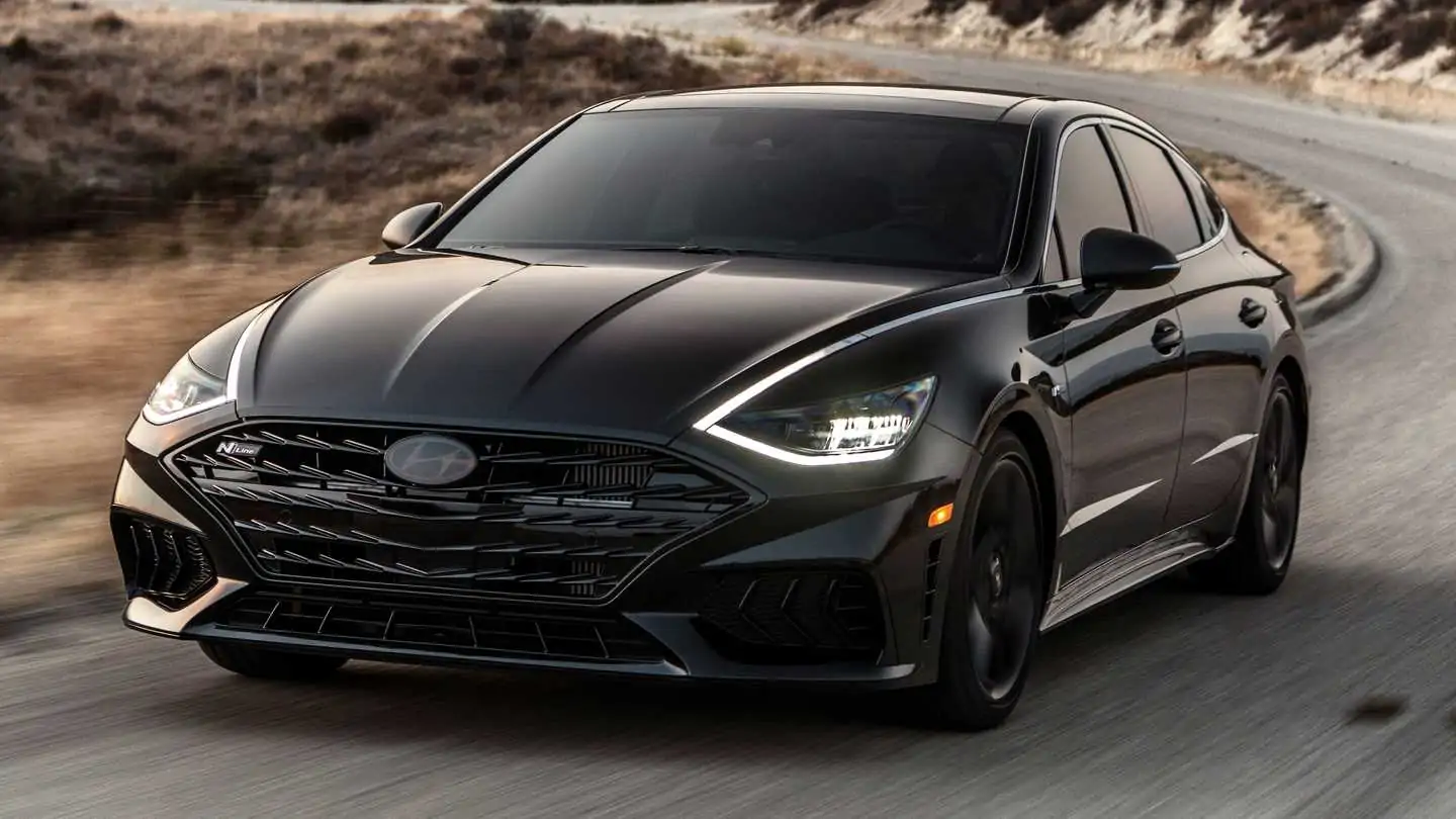 2022-hyundai-sonata-n-line-night-edition-front-three-quarters