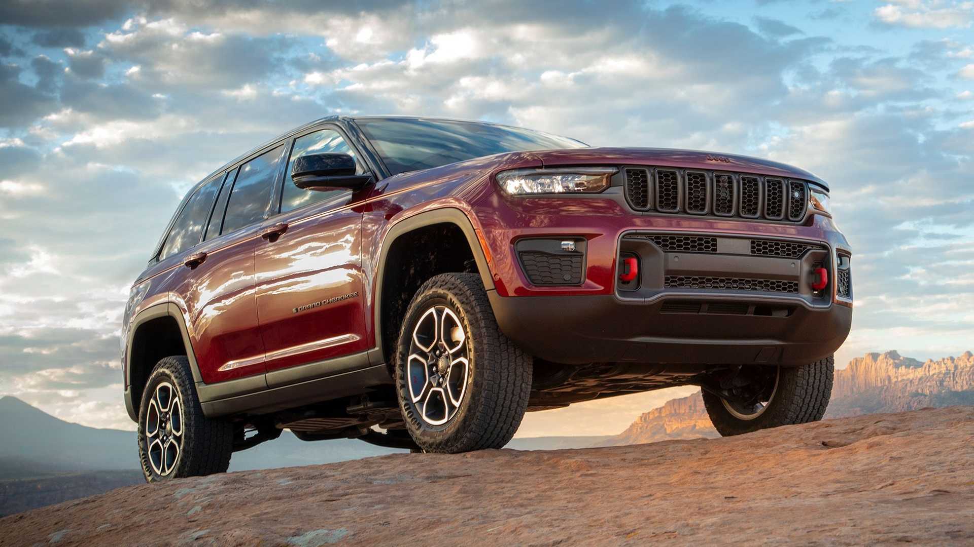 Jeep says Toyota can't match its rock-climbing prowess