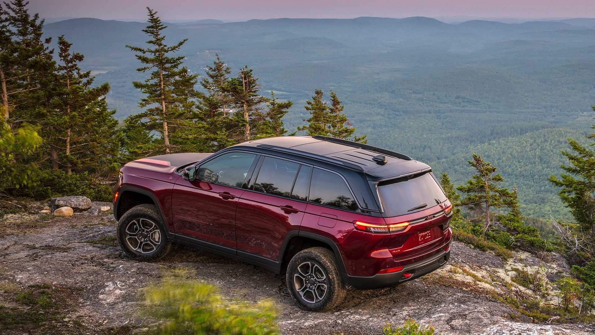 Jeep says Toyota can't match its rock-climbing prowess