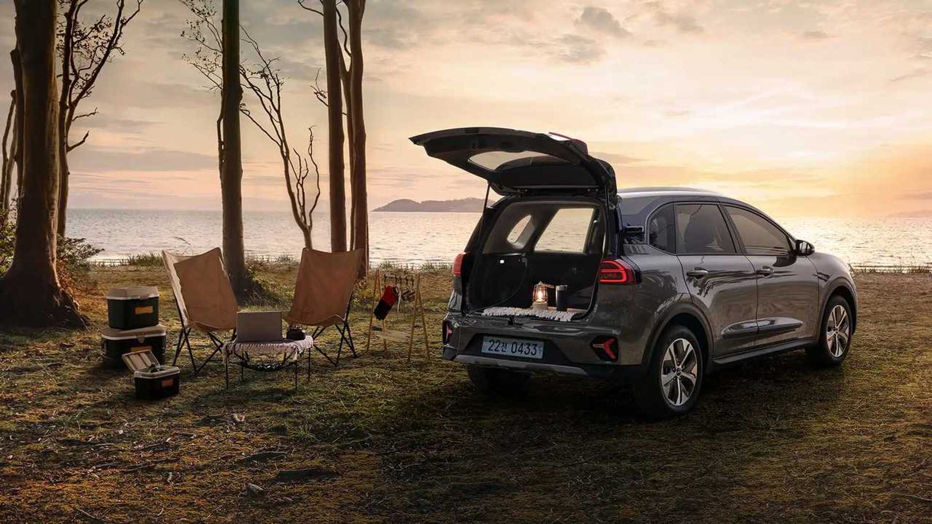 Kia is now selling the Old Niro as a small camper with a mattress