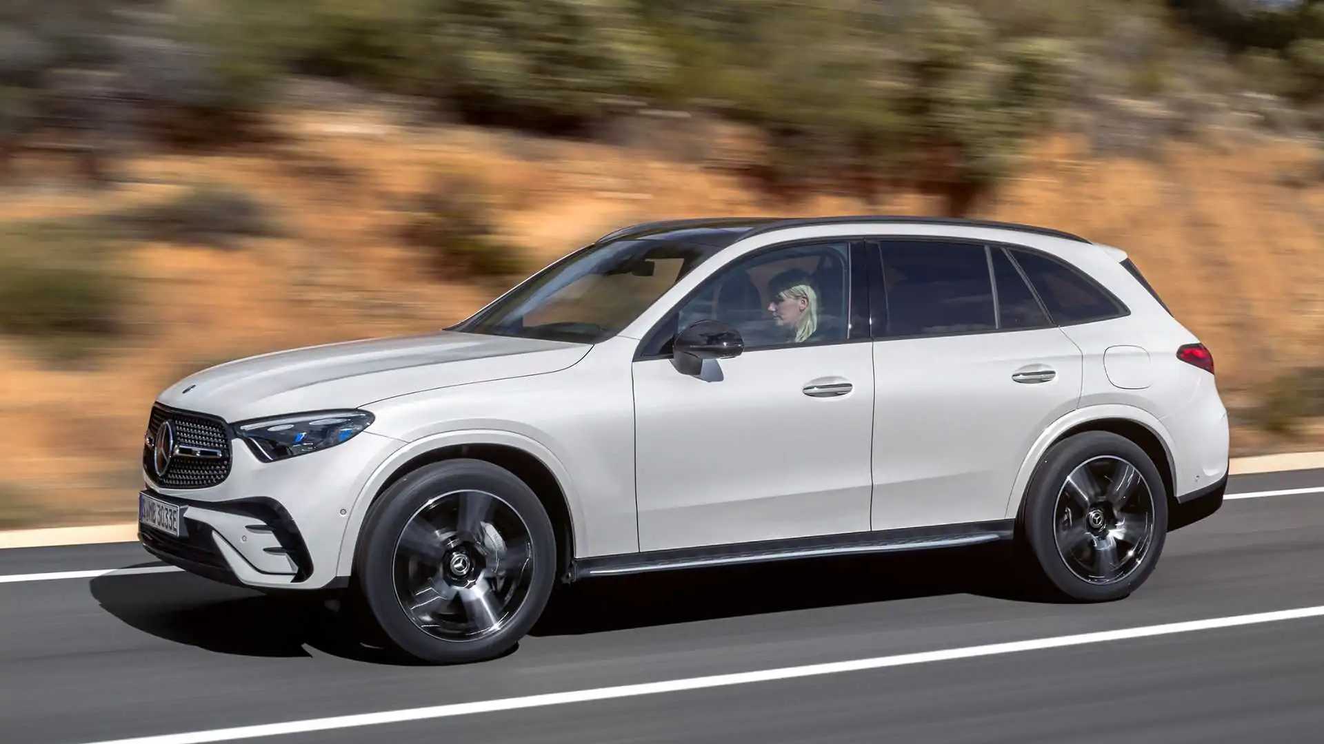 2023 Mercedes-Benz GLC Debuts: Grows In Size, Gets Mild-Hybrid Tech