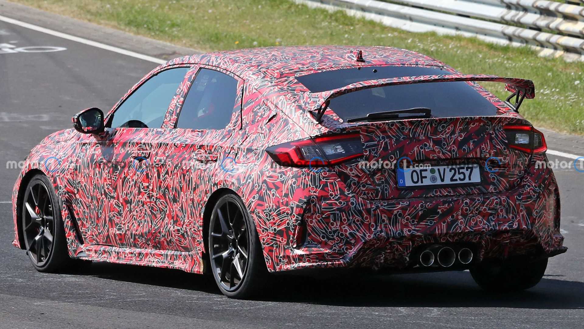 Honda Civic Type R Recovered at Nurburgring, Just Before June Debut