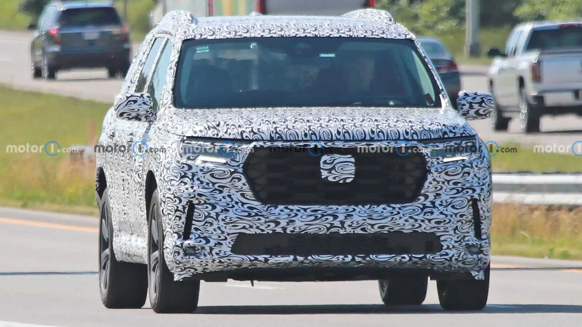 2023 Honda Pilot drops heavy camouflage in new spy photos