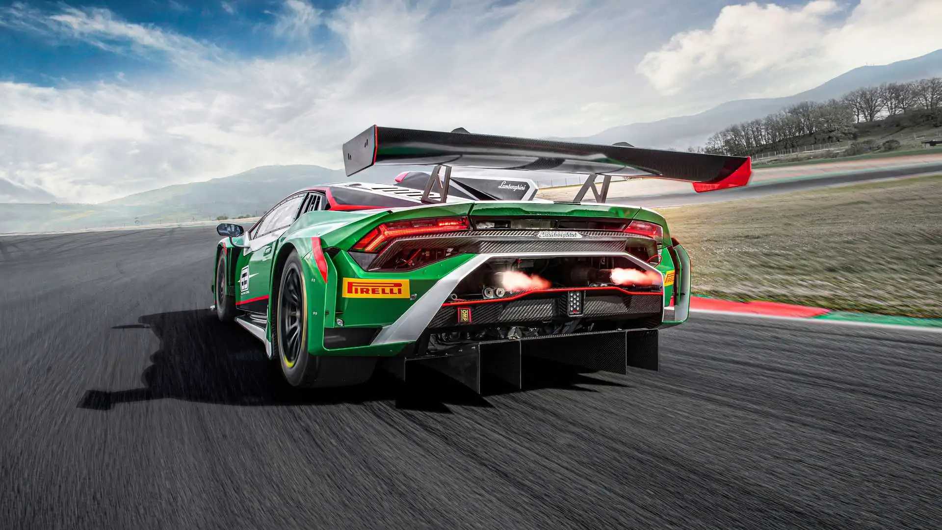 Lamborghini Huracan GT3 EVO2 Breaks Cover As STO Race Car