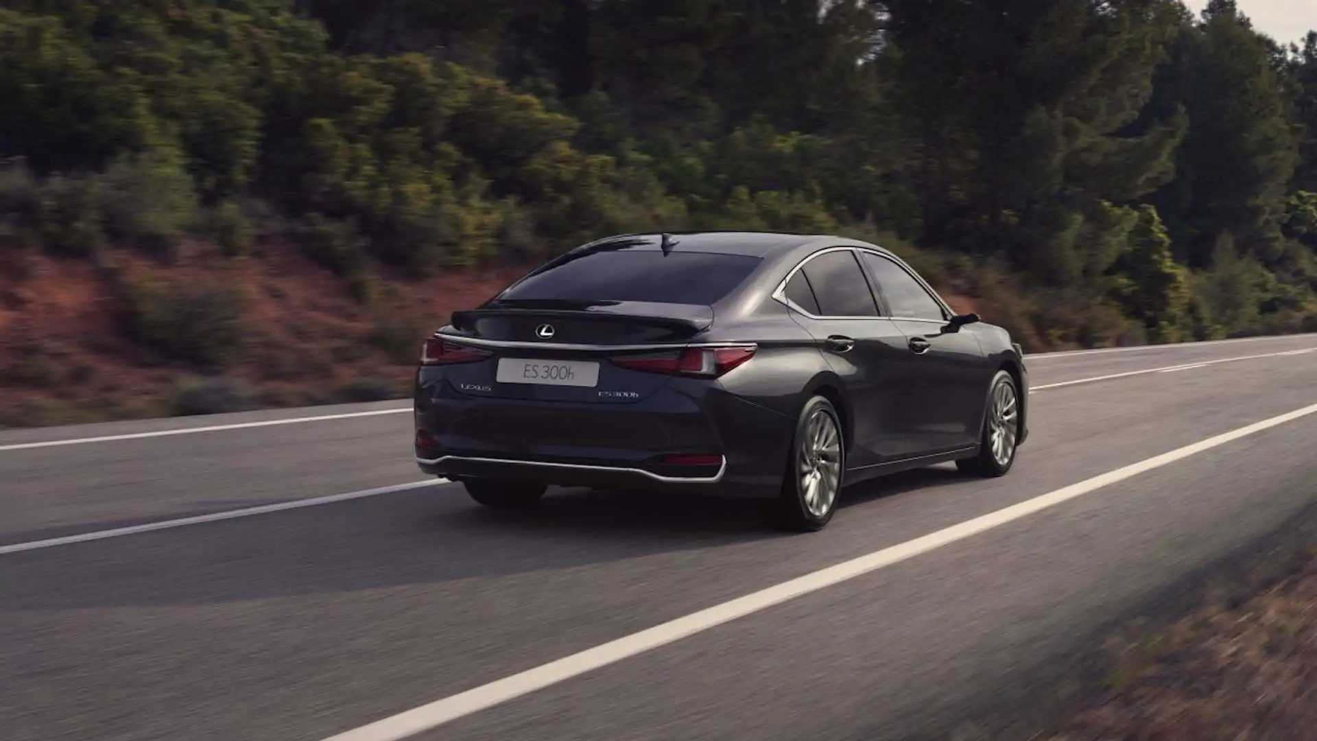 2023 Lexus ES Features Tech and Interior Updates for Europe