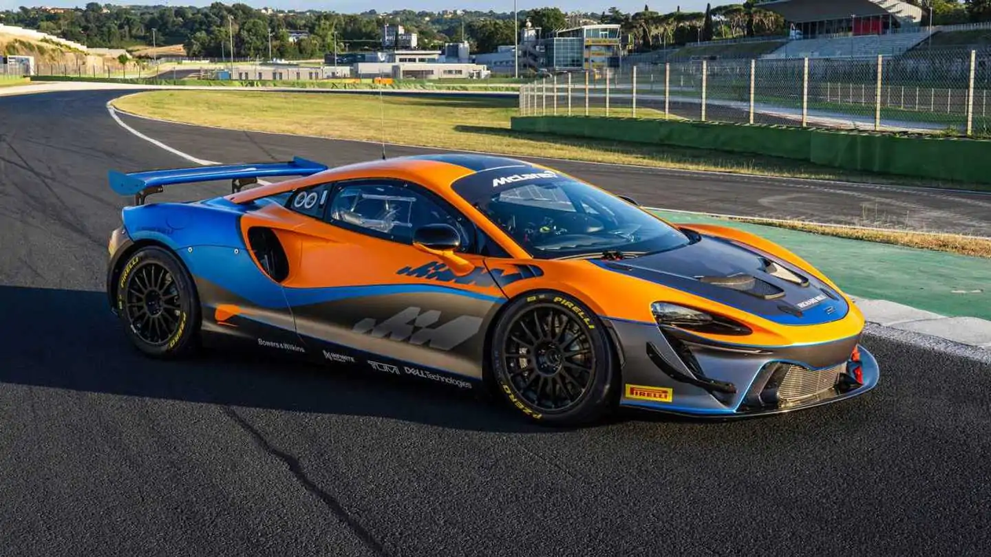 McLaren Artura GT4 Revealed as a Pure V6 Race Car without Hybrid Assist