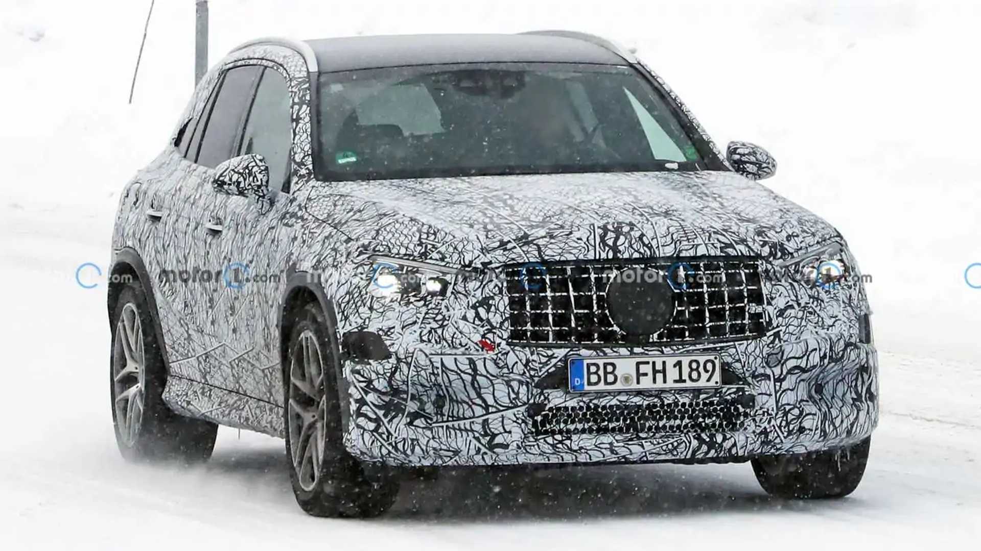 2023 Mercedes-AMG GLC43 Caught Cold-Weather Test In New Spy Shots