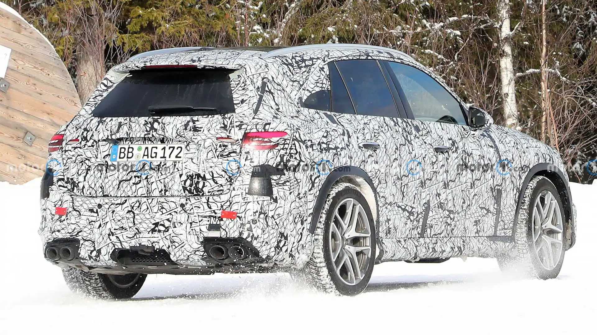 2023 Mercedes-AMG GLC43 Caught Cold-Weather Test In New Spy Shots