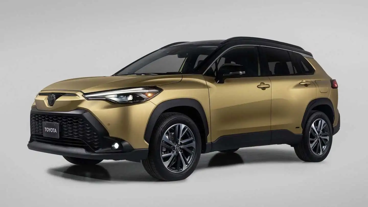 2023 Toyota Corolla Cross Hybrid Introduces More Efficiency and New Tech