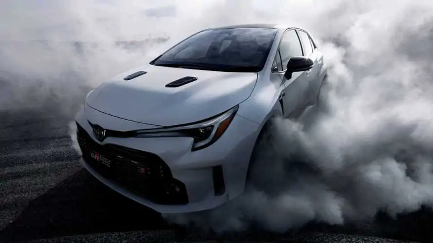 2023-toyota-gr-corolla-circuit-edition-sliding