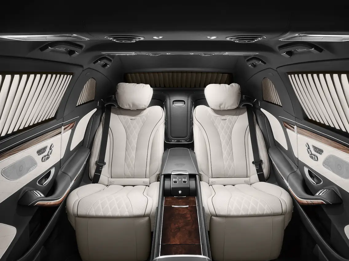 Mercedes-Maybach S600 Pullman guard is 5.6 tonnes of bulletproof limousine