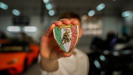 Lambo Urus with $40K Badge is Extravagance in Diamond-Studded Form