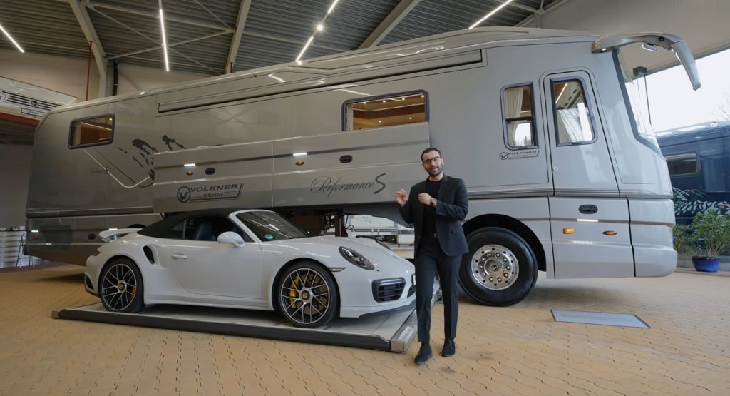 PS1million Motorhome with Storage Space for Your Own Sportscar