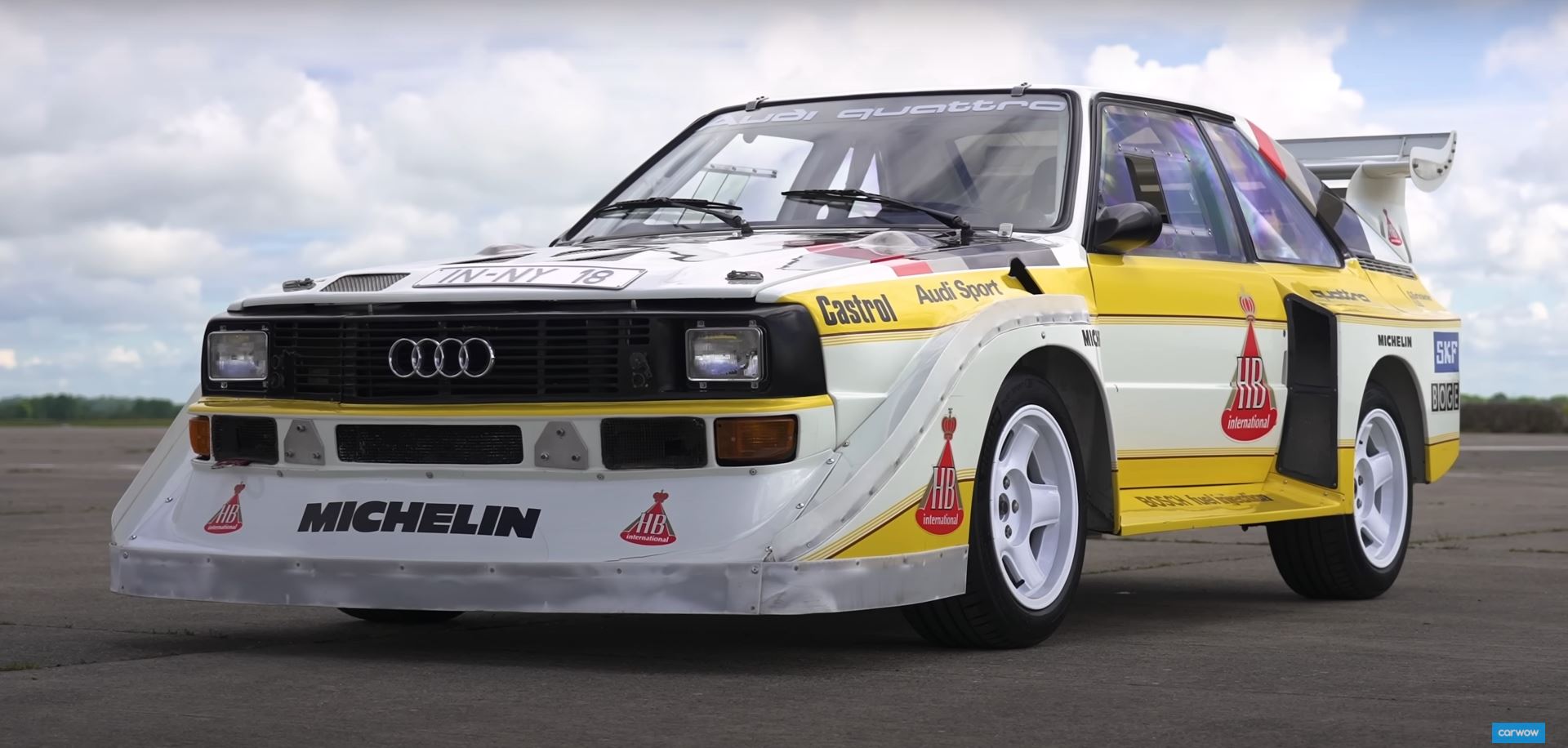 Audi-r8-drag-races-sport-quattro-s1-evolution-is-undeniable192645_1