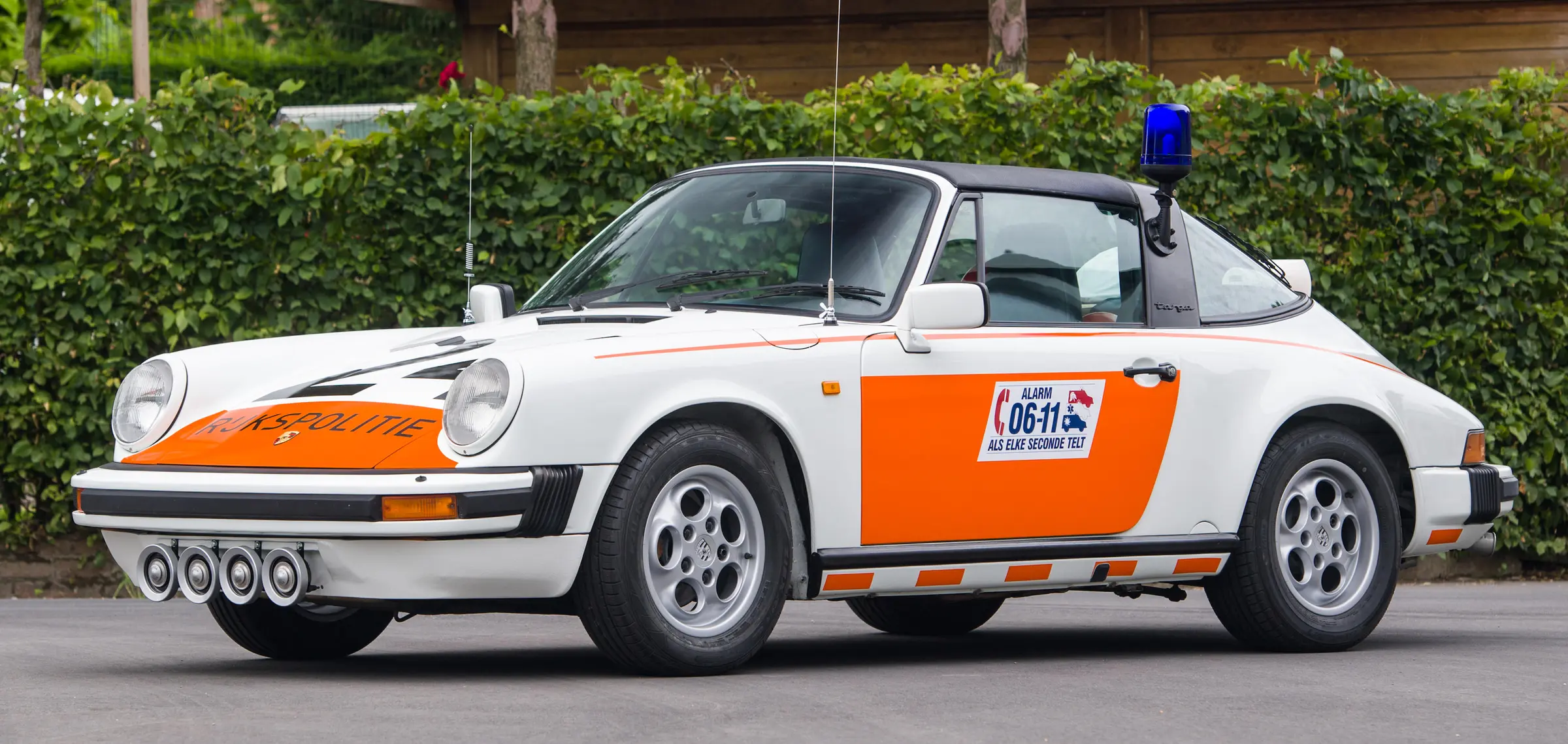 1989 Porsche 911 Targa Dutch police car up for auction