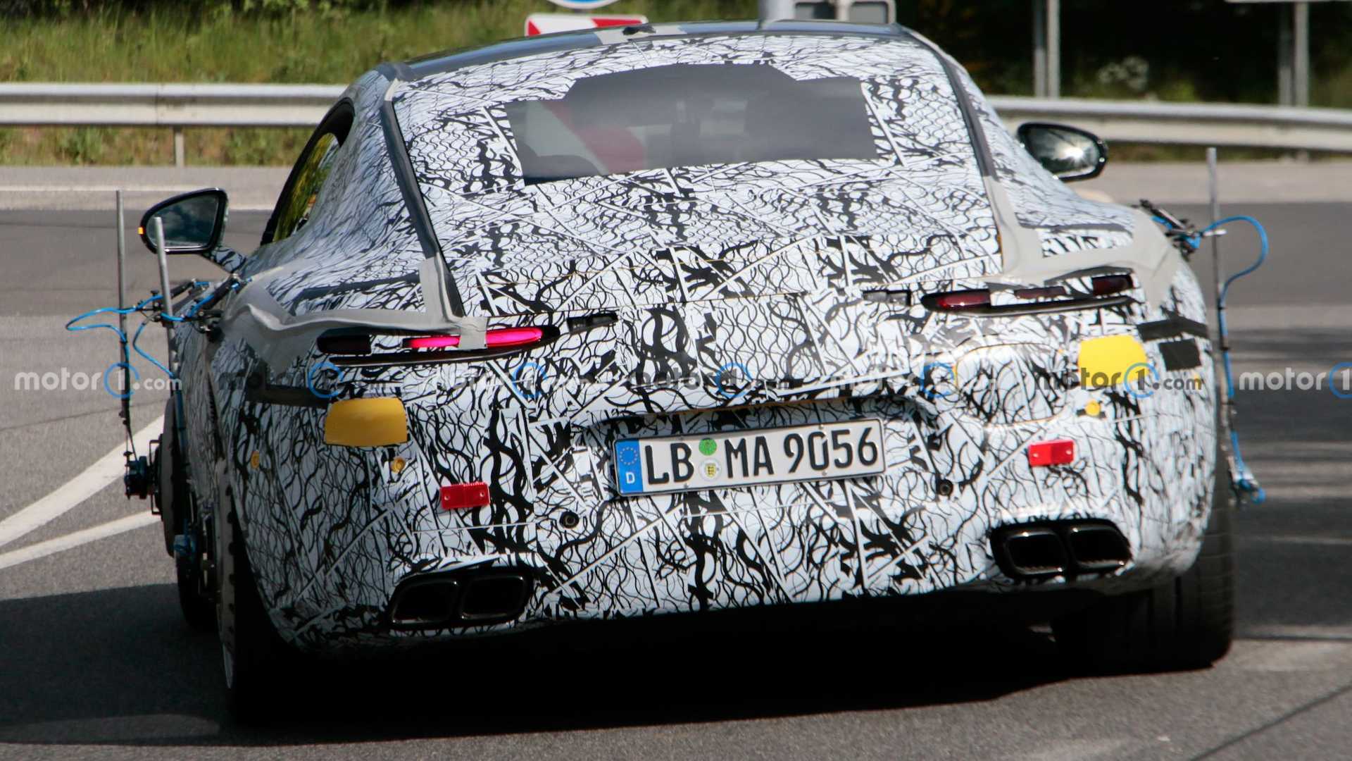 mercedes-amg-gt-coupe-plug-in-hybrid-spy-shots -