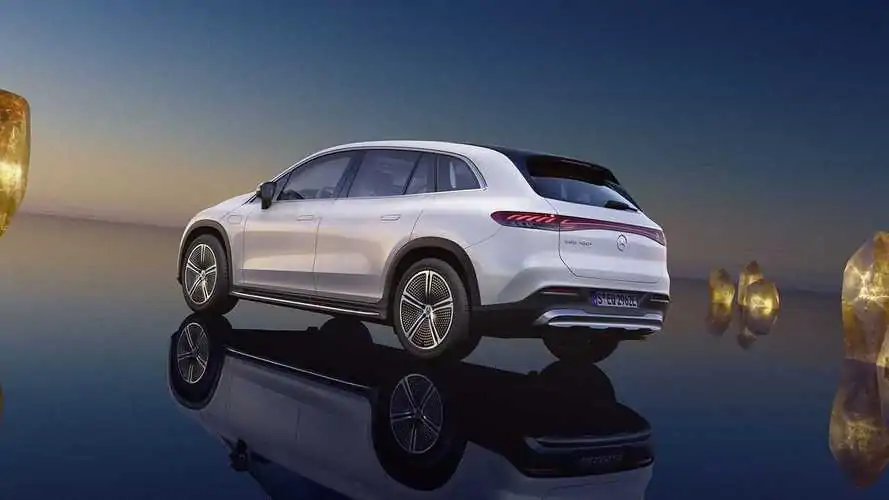 2023 Mercedes-Benz EQS SUV First Look: Three-Row EV Luxury