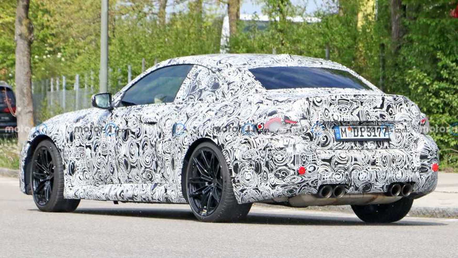 Two-Screen Upgrade to the BMW M2 Spy Shots 2023