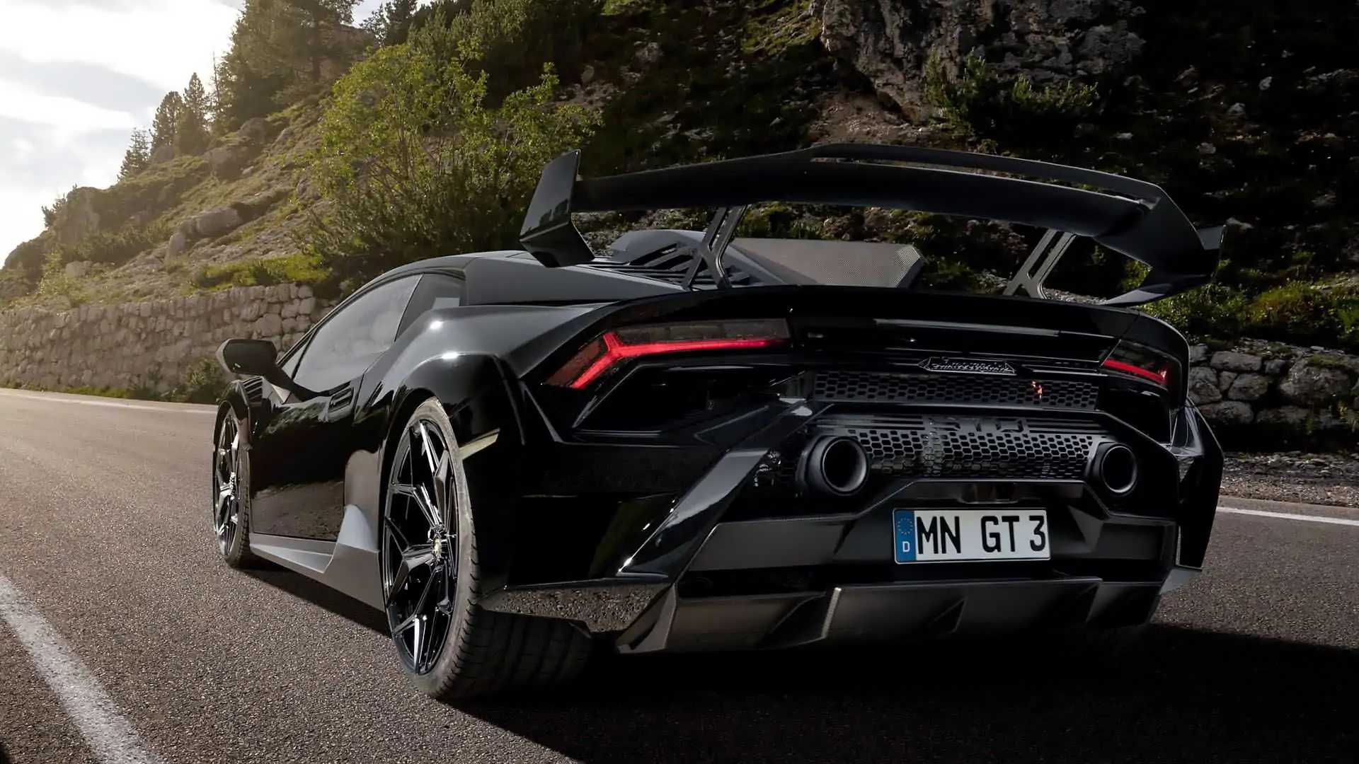 Lamborghini Huracan STO gets a Novitec Makeover with Lots of Carbon