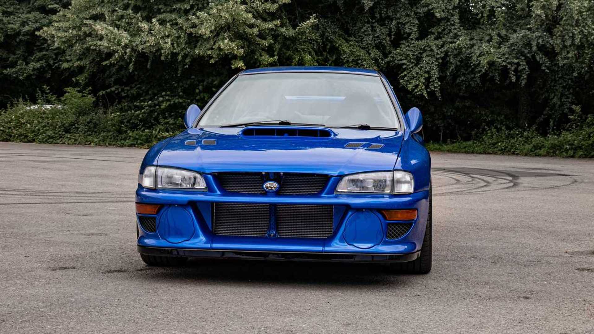 Prodrive P25 Races up The Goodwood Hill to Make Sweet Flat-Four Boxer Music