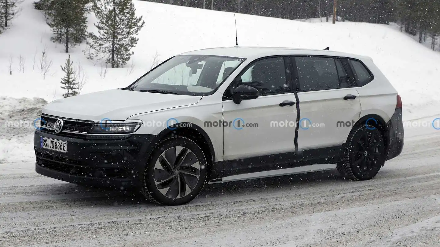 volkswagen-electric-crossover-test-mule-spy-photo - Copy