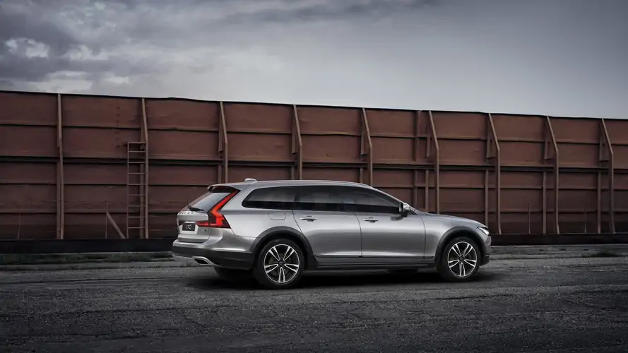 volvo-v90-cross-country-by-polestar