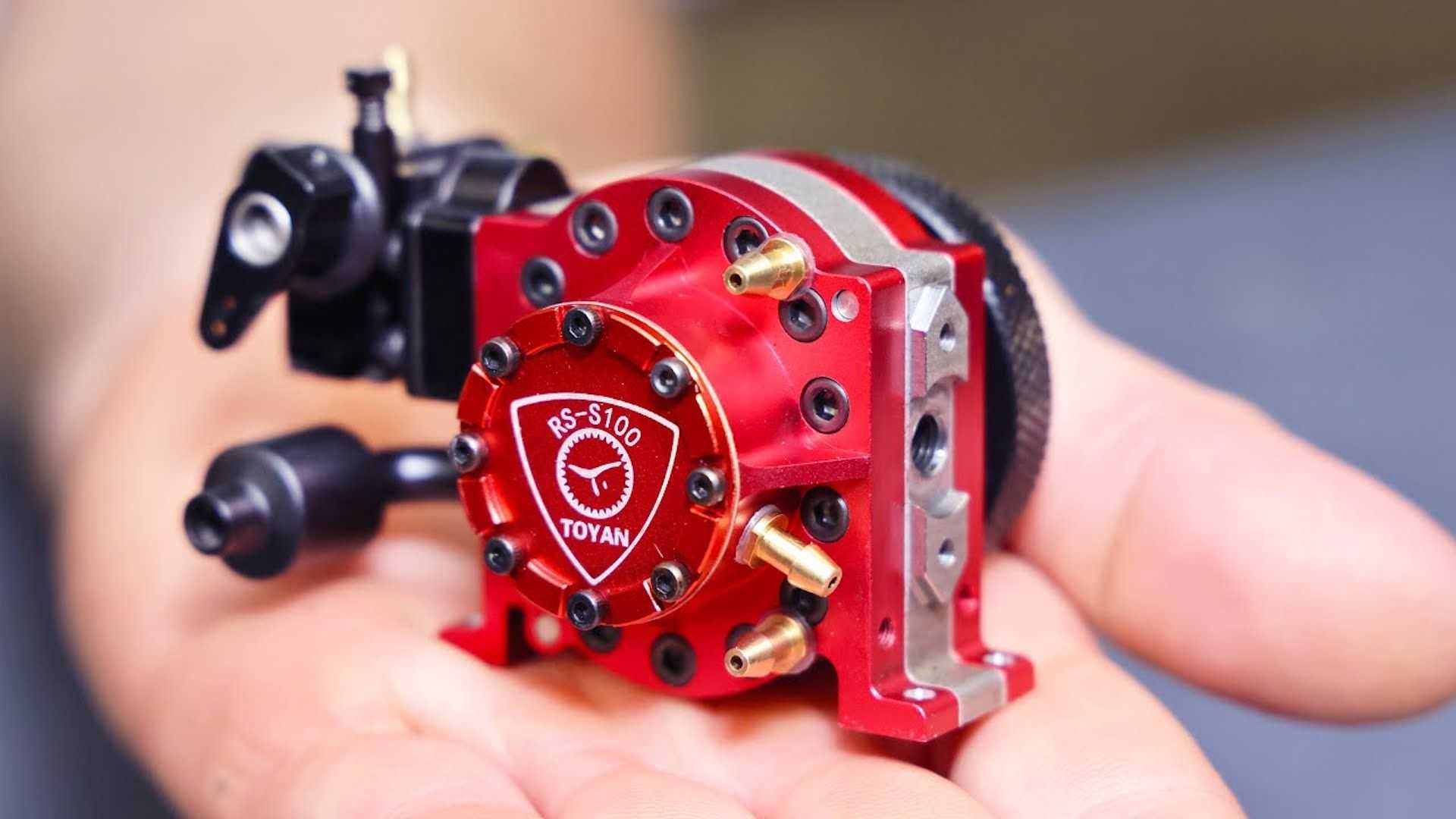 A tiny Rotary Engine Spins at 30,000 RPM Sounds Amazing