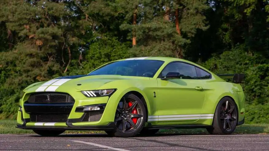 Shelby GT500 Challenger Shows T/A 392 Who's Boss at The Drag Strip