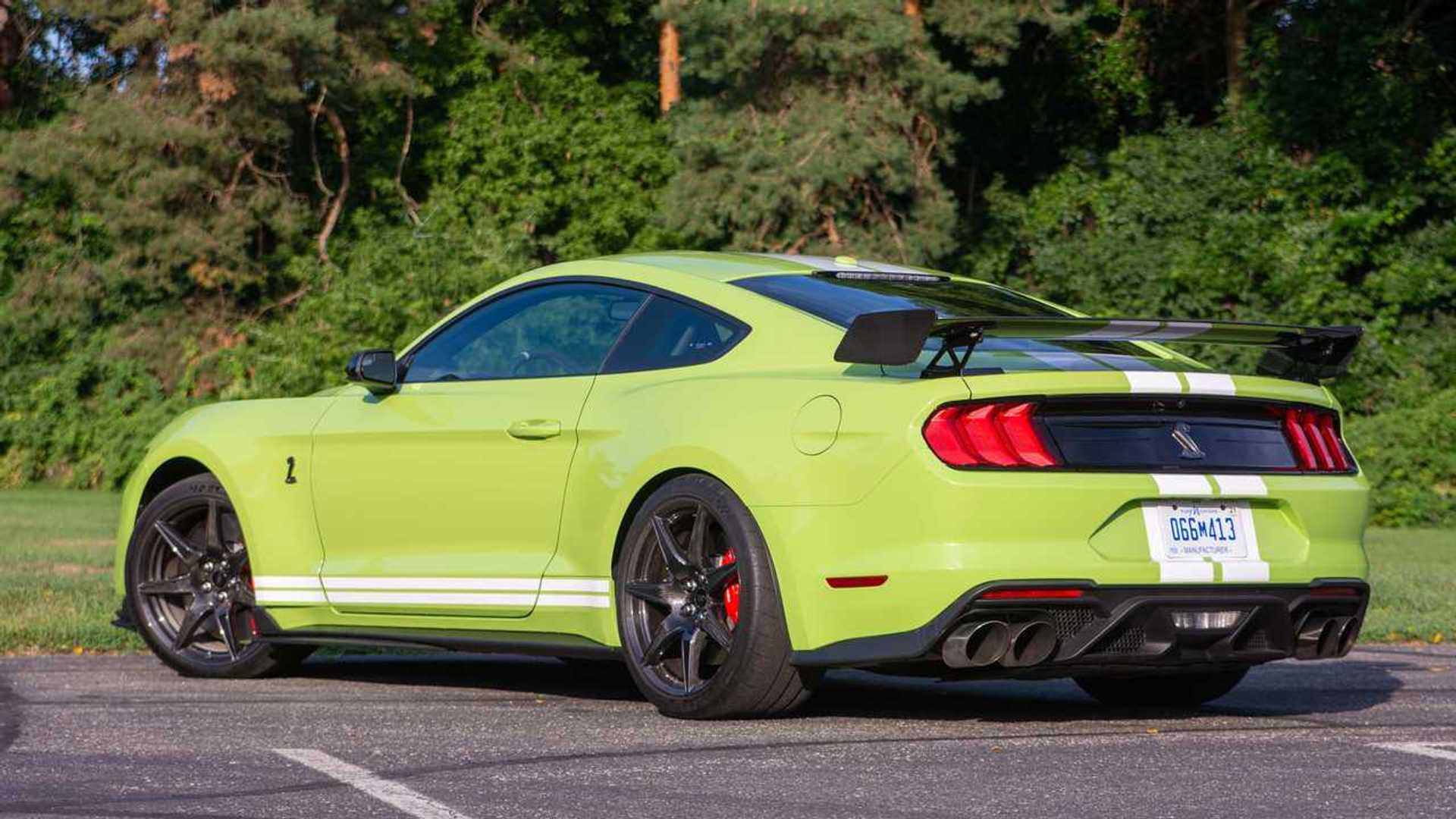 Shelby GT500 Challenger Shows T/A 392 Who's Boss at The Drag Strip