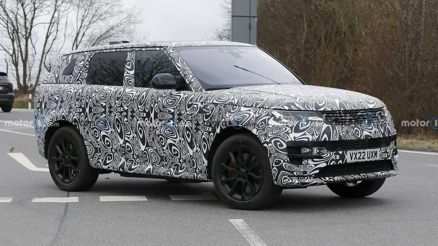 2023 Range Rover Sport Loses Some Camouflage