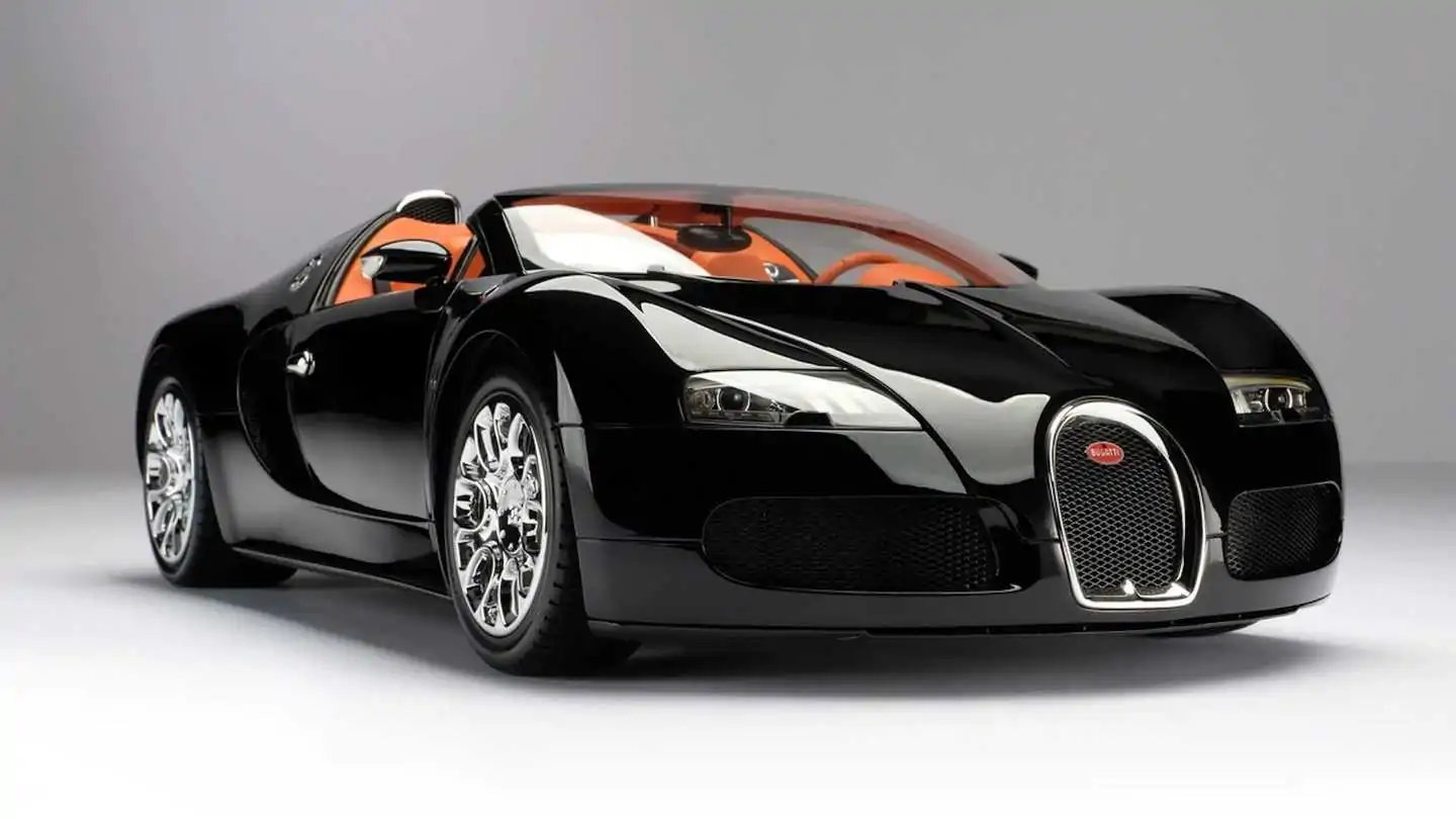 Amalgam's Bugatti Veyron Grand Sport Looks Just Like The Real Thing