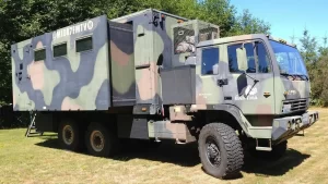 converted-6x6-miltary-truck-is-an-incredible-camper-with-room-to-spare x - Copy