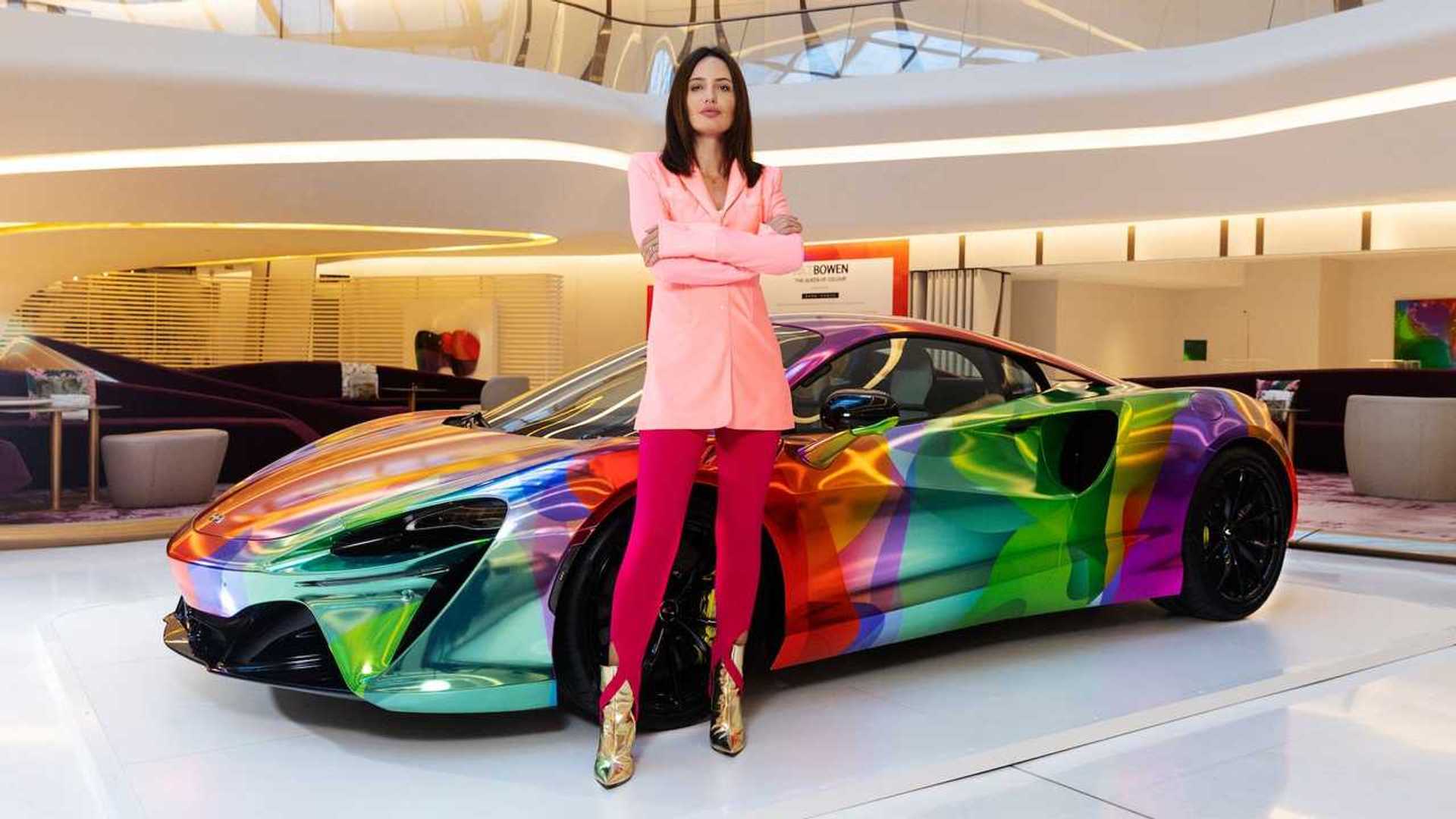 McLaren's Colorful McLaren Brings Art to The Artura Hybrid Supercar